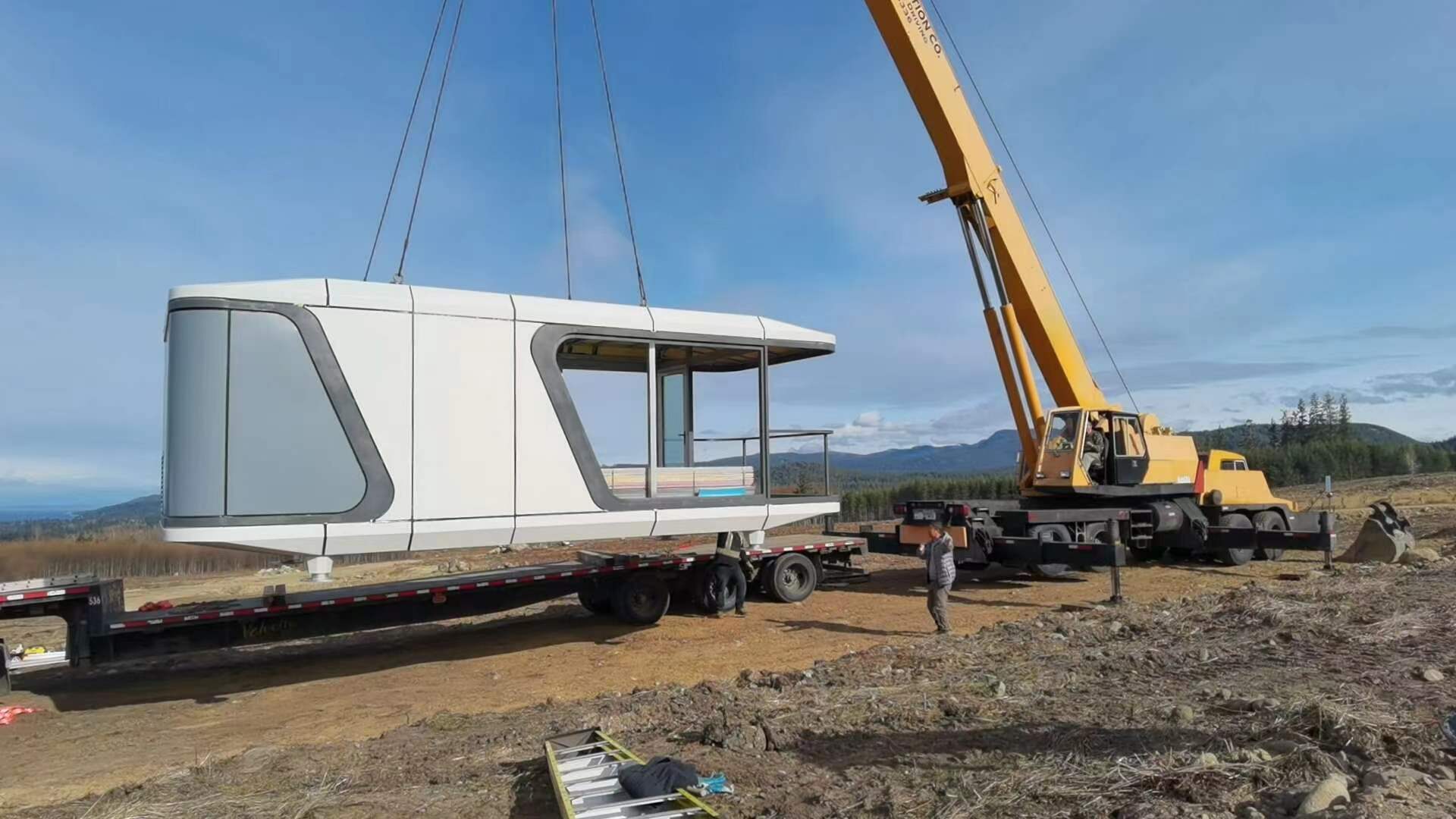 Capsule House remote placement